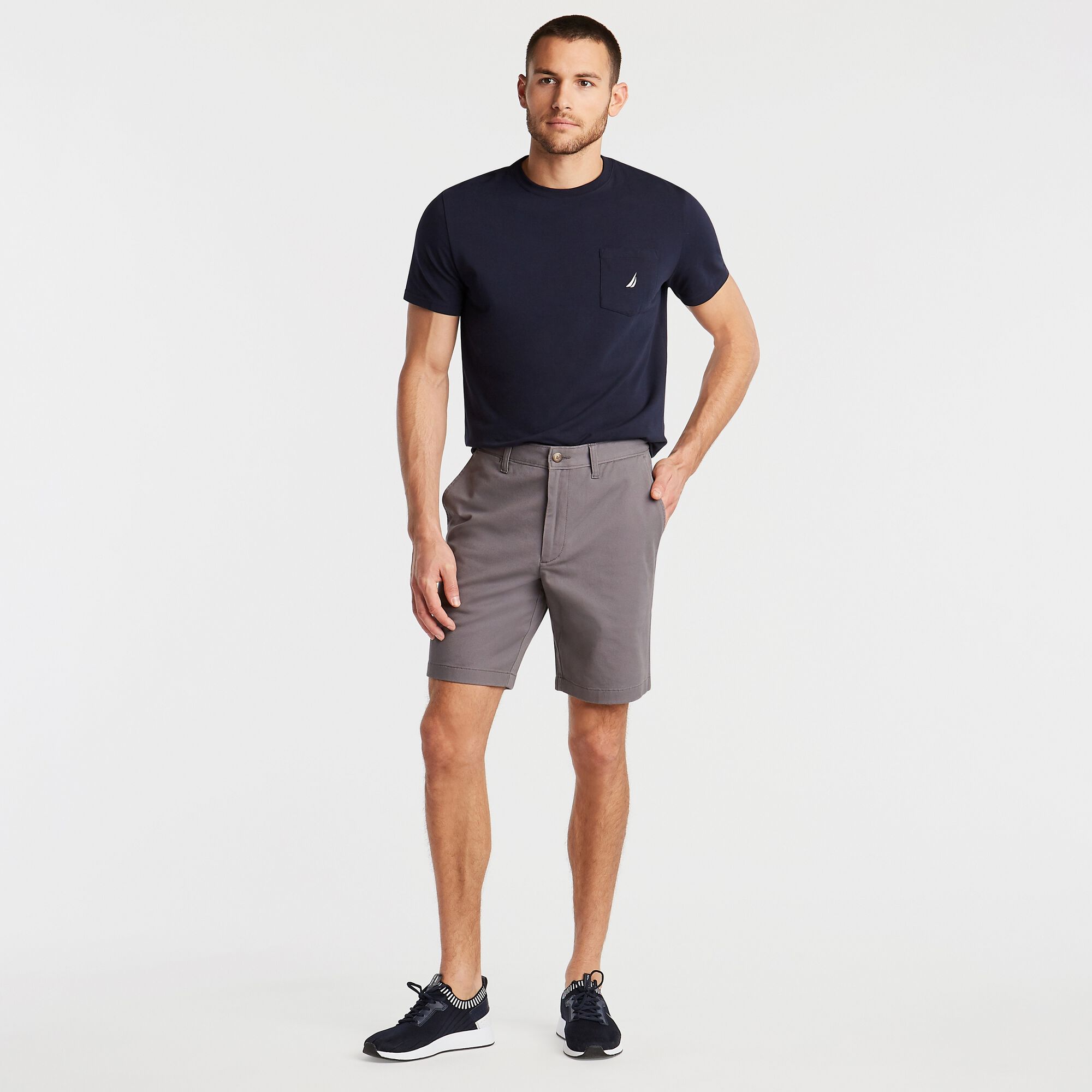 Nautica Mens 8.5/" Classic Fit Twill Deck Short