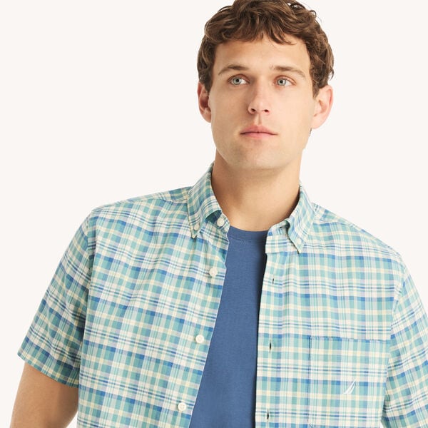 Plaid Short-Sleeve Shirt