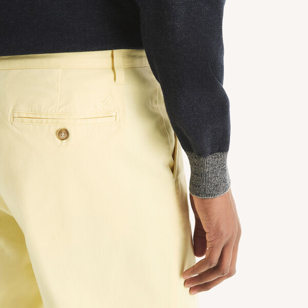 8.5" Stretch Deck Short