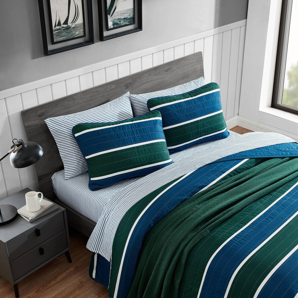 Knots Cove Navy Full/Queen Reversible Quilt & Sham Set,Bali Bliss,large