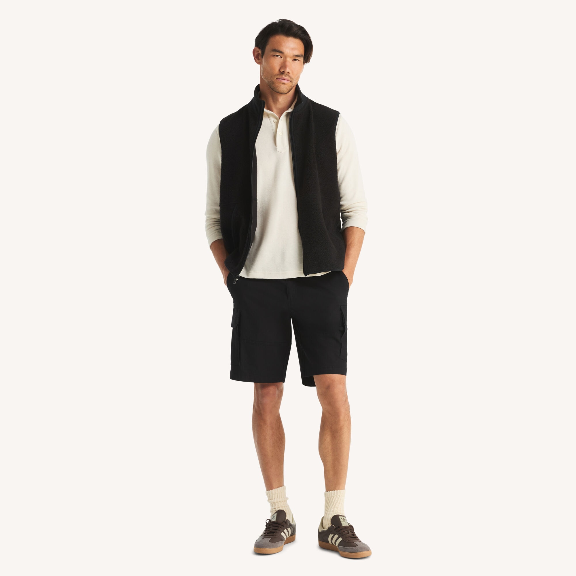 9.5" Navigator Cargo Short,True Black,large