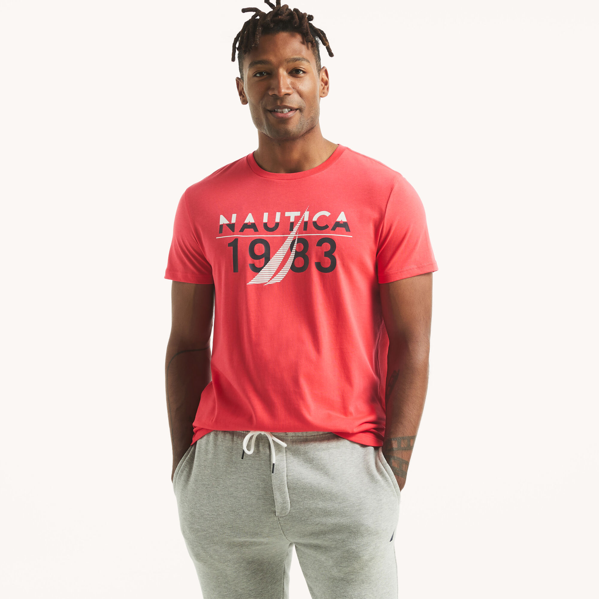 1983 Graphic T-Shirt,Glory Red,large