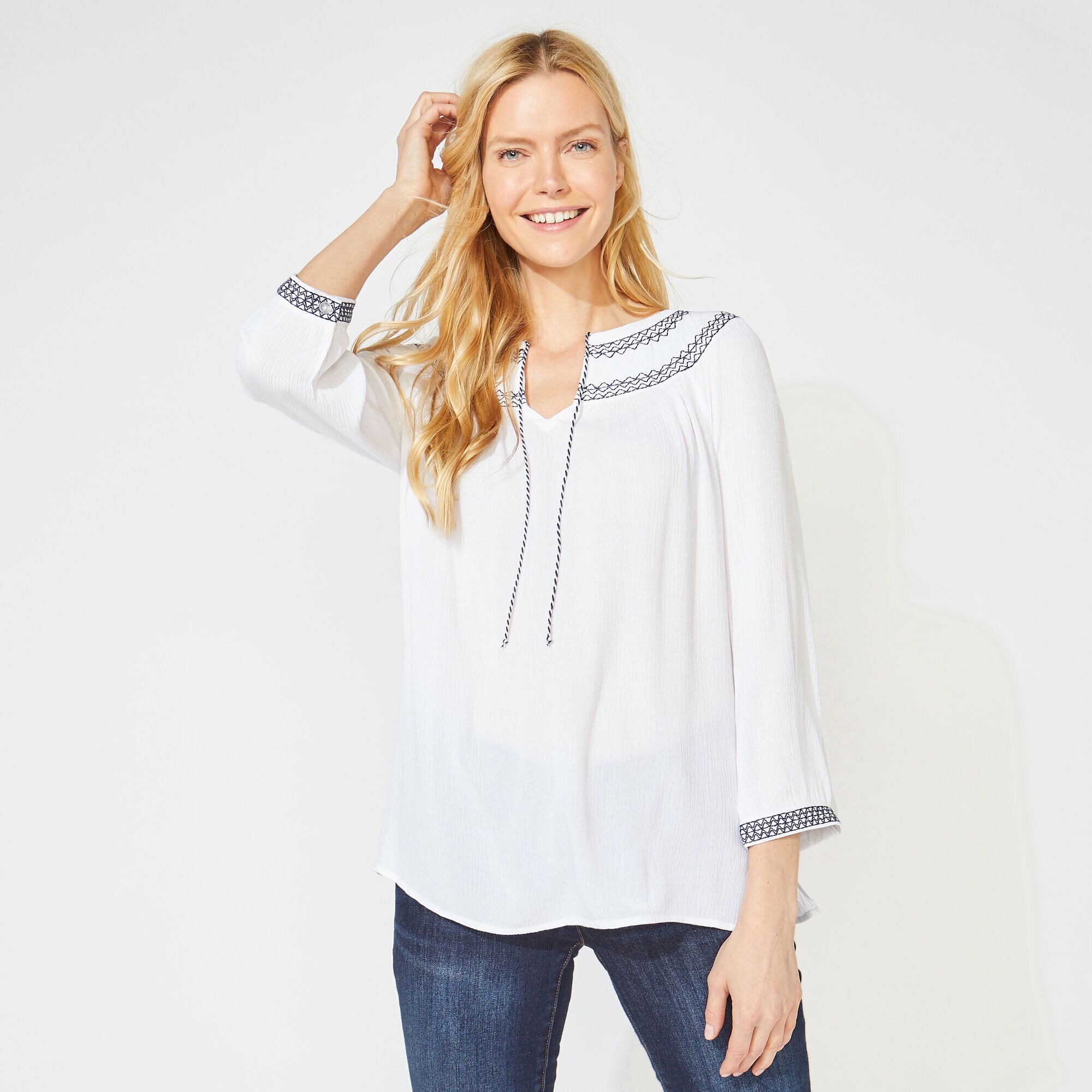 THREE-QUARTER SLEEVE EMBROIDERED TOP,Bright White,large