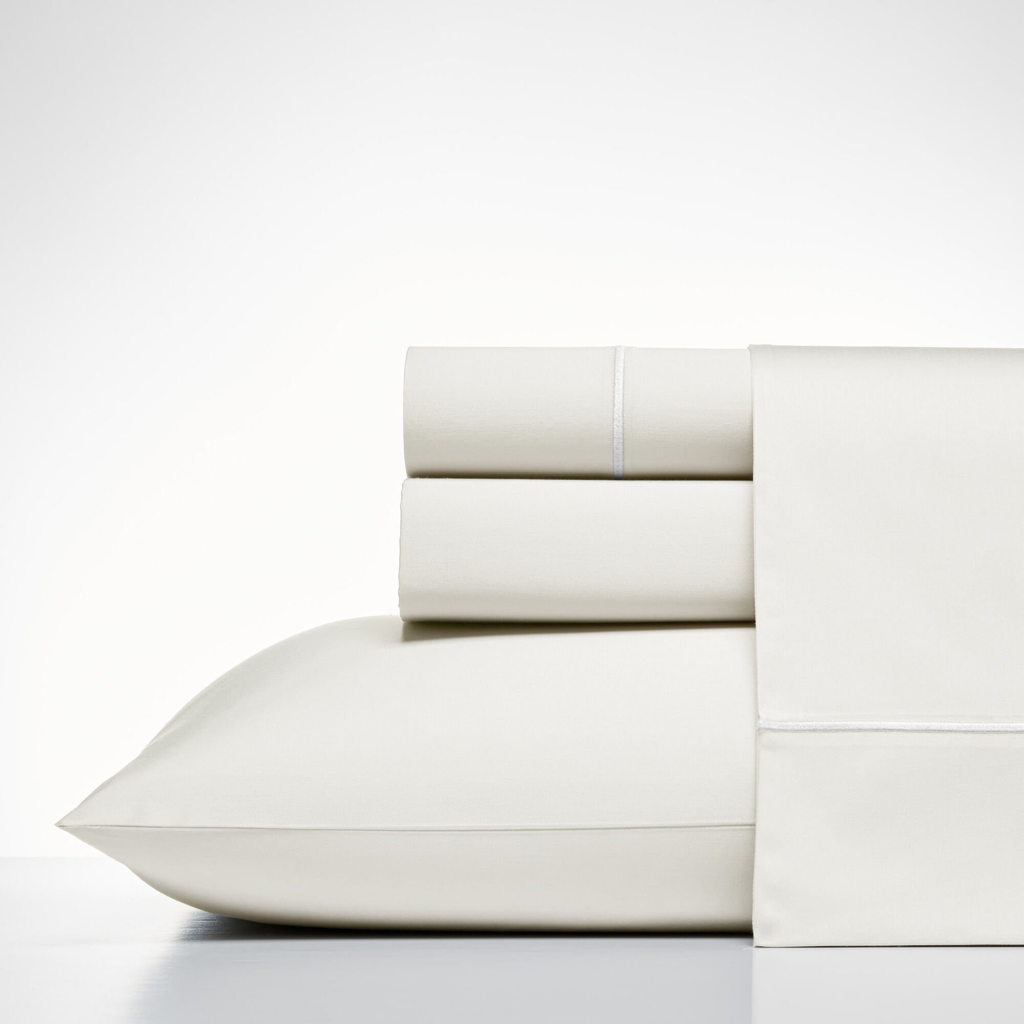 REGATTA WHITE QUEEN SHEET SET,Multi,large