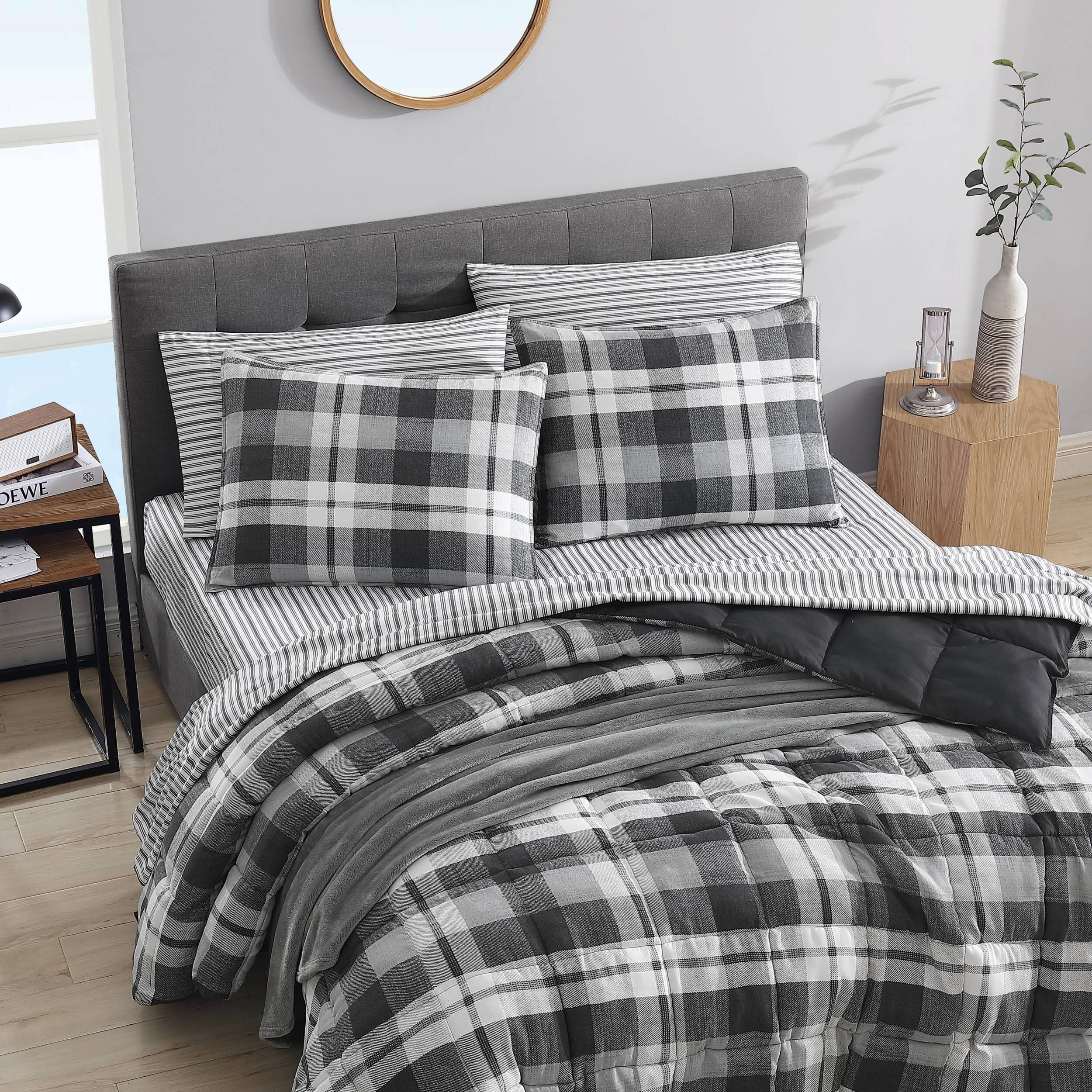 Crossview Plaid Charcoal Full/Queen Reversible Comforter & Sham