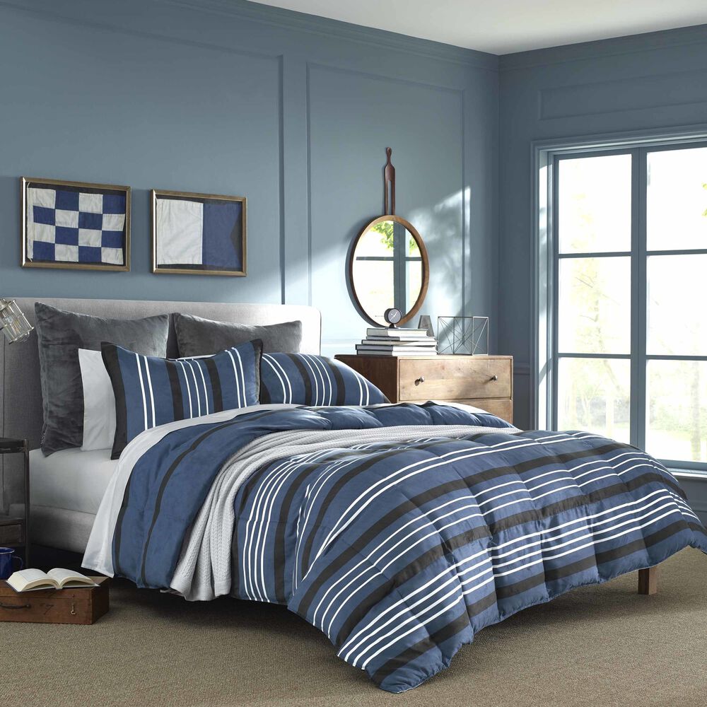 VALMONT COMFORTER & SHAM SET IN NAVY,Navy,large