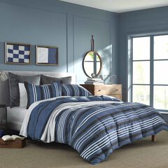VALMONT COMFORTER & SHAM SET IN NAVY,Navy,large