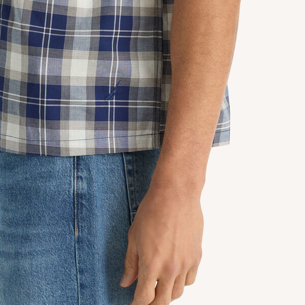Plaid Short-Sleeve Shirt