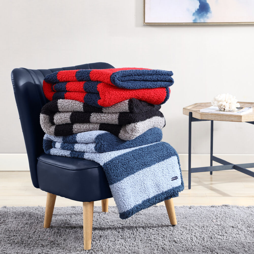 LAWNDALE BLUE STRIPED FAUX SHEARLING THROW BLANKET,Classic Blue,large