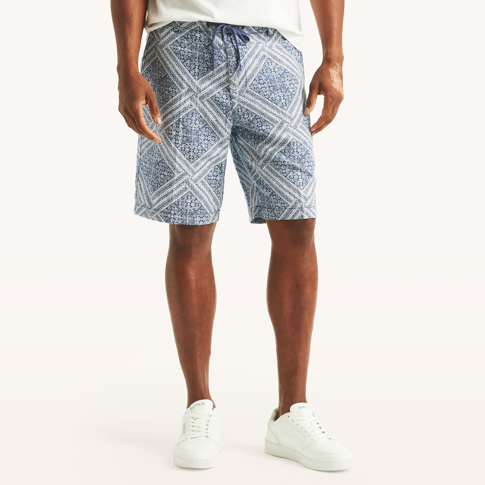 8.5" Printed Linen Short,Estate Blue,large