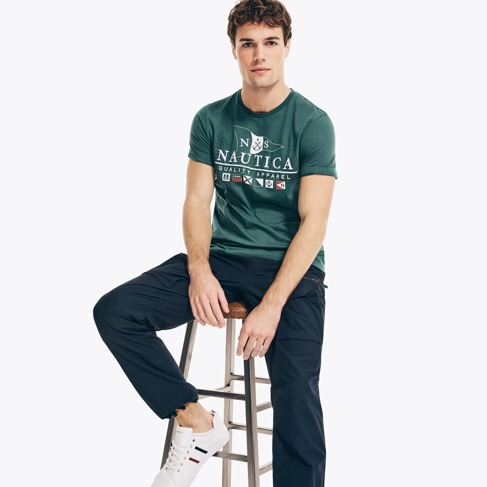 SUSTAINABLY CRAFTED FLAGS GRAPHIC T-SHIRT,Evergreen,large