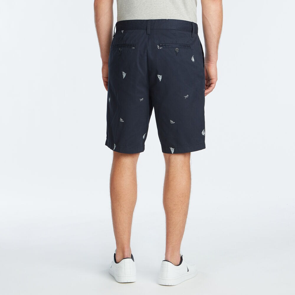 9.5" SLIM FIT SAILBOAT PRINT SHORTS,Navy,large