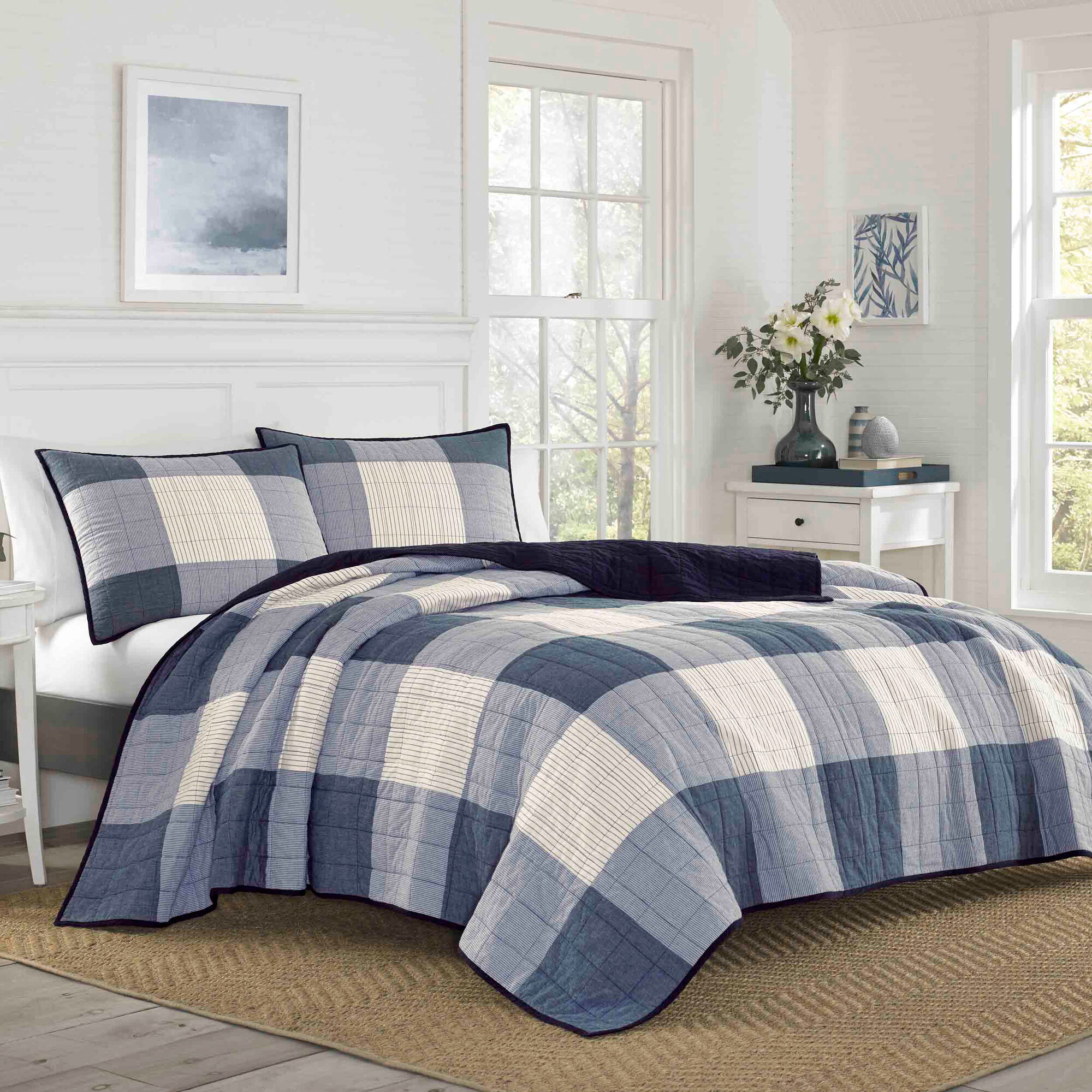 Bartow Full/Queen Quilt in Navy,Navy,large