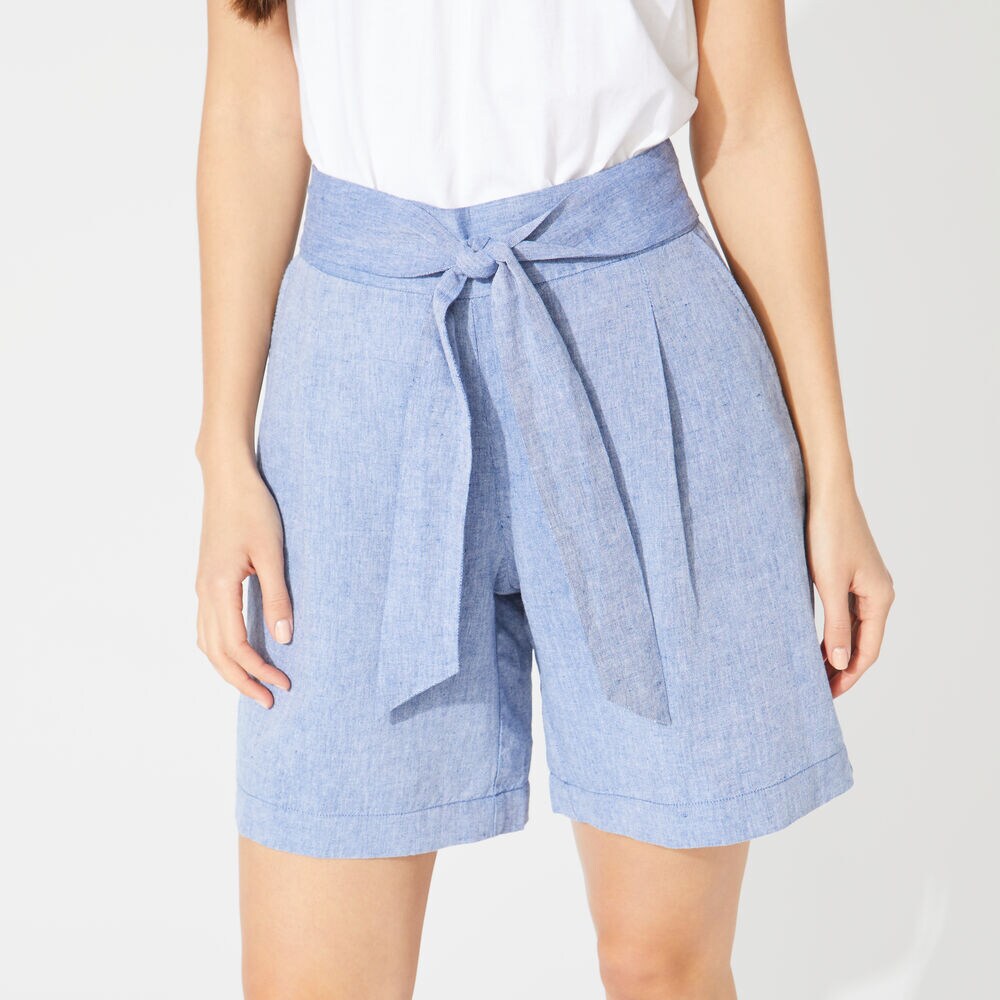 8" PLEATED-FRONT LINEN HIGH-WAIST SHORT,Deep Navy Heather,large