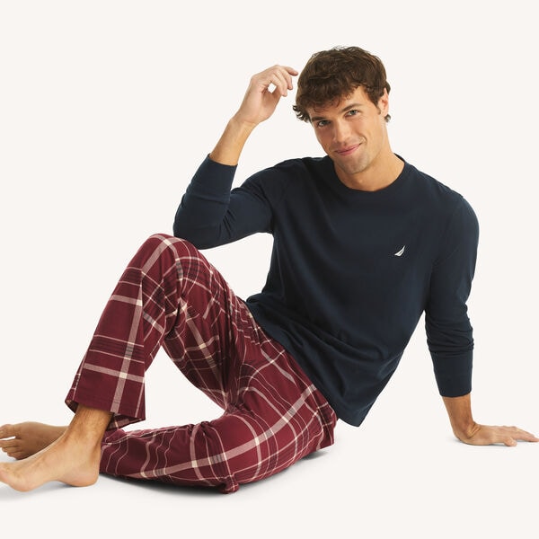 Long Sleeve T-Shirt & Plaid Fleece Pant Pajama Set