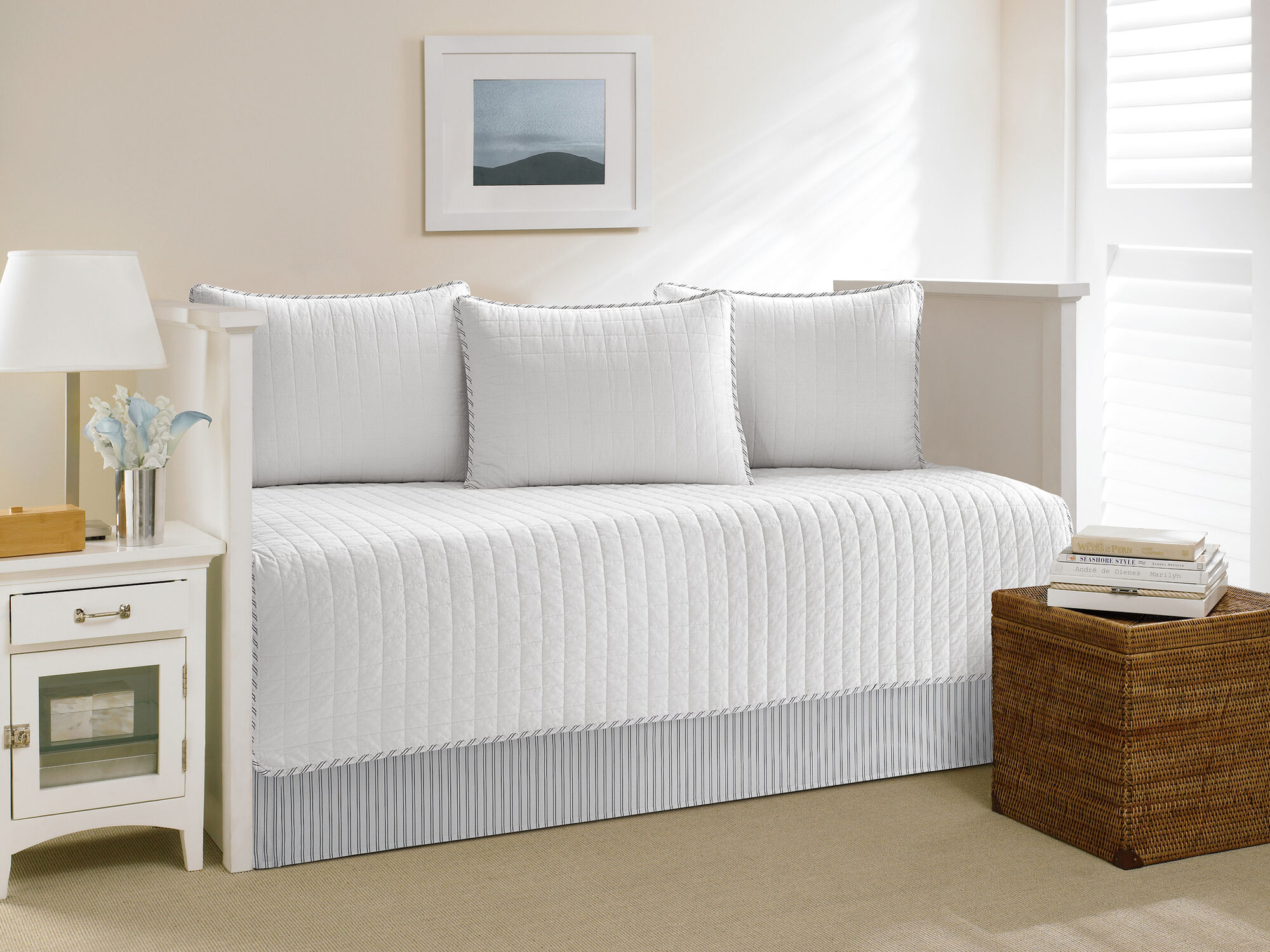 Maywood Daybed Set in White,Antique White Wash,large