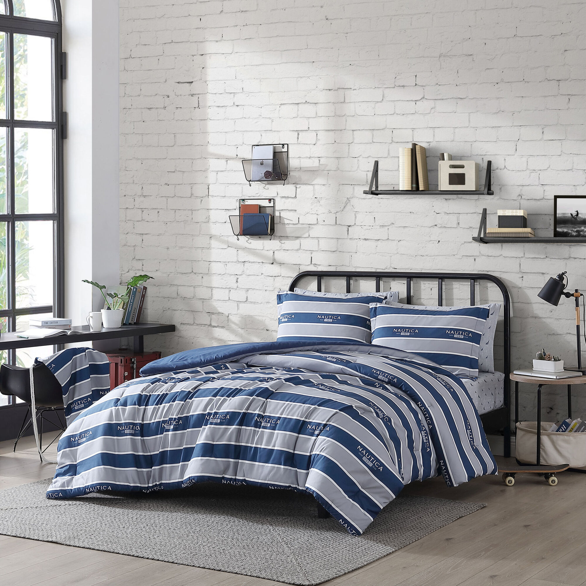 Thorton Lake Grey Twin/Twin XL Reversible Comforter-Sham Bonus Set,Heather,large
