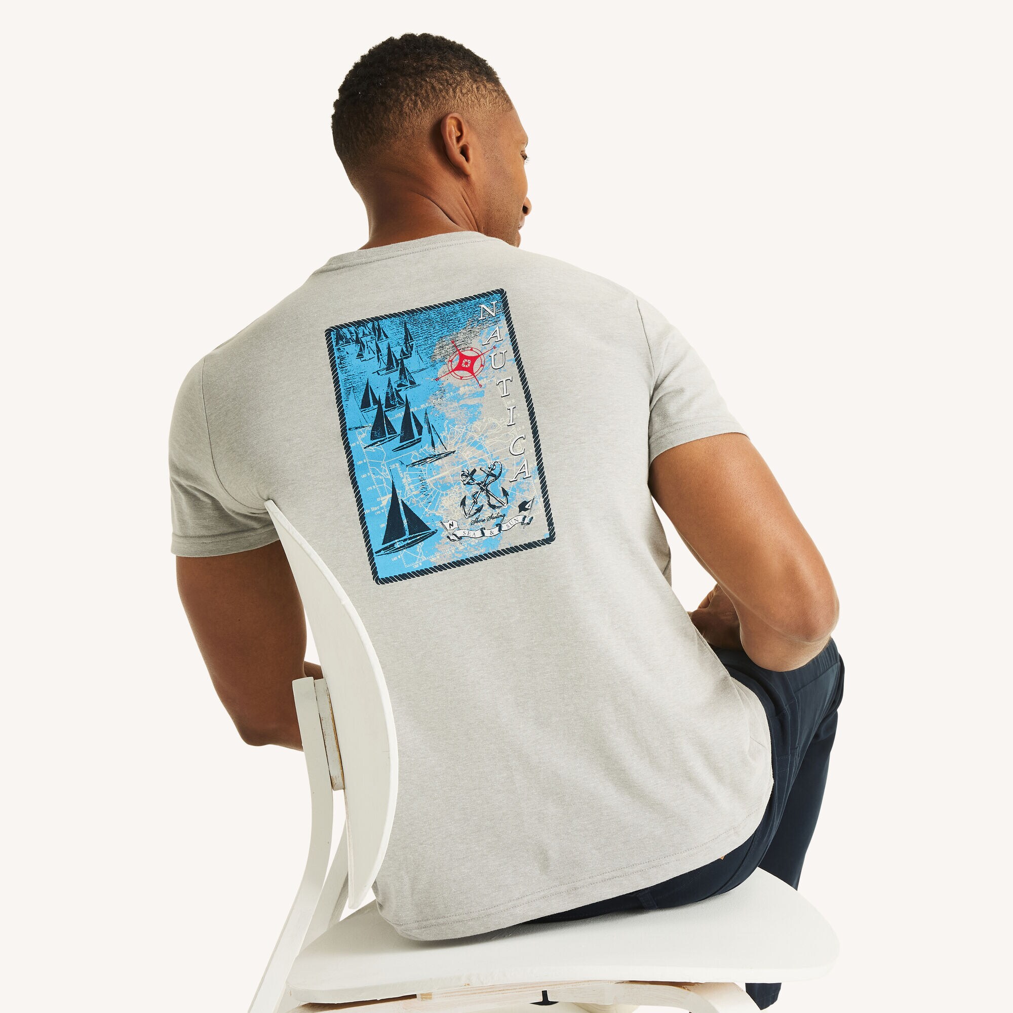 Sea & Sun Graphic T-Shirt,Grey Heather,large