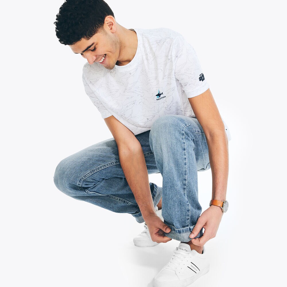 Shark Week x Nautica Sustainably Crafted Shark Graphic T-Shirt,Bright White,large