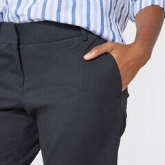 10" CLASSIC FIT BERMUDA SHORTS,True Black,large