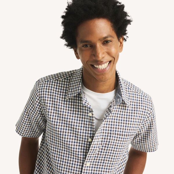 Classic Fit Short-Sleeve Plaid Shirt