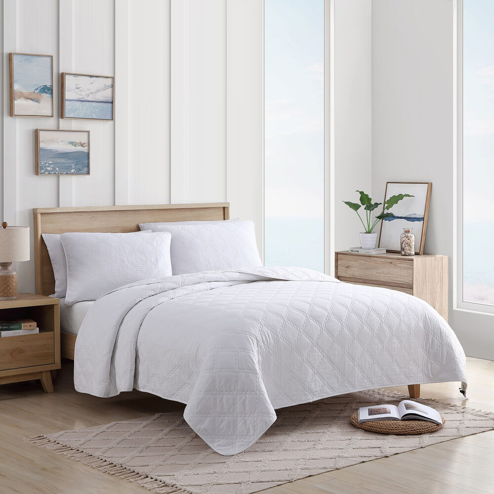 Brigg White King Quilt-Sham Set,Antique White Wash,large