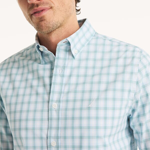Slim Fit Wrinkle-Resistant Plaid Shirt