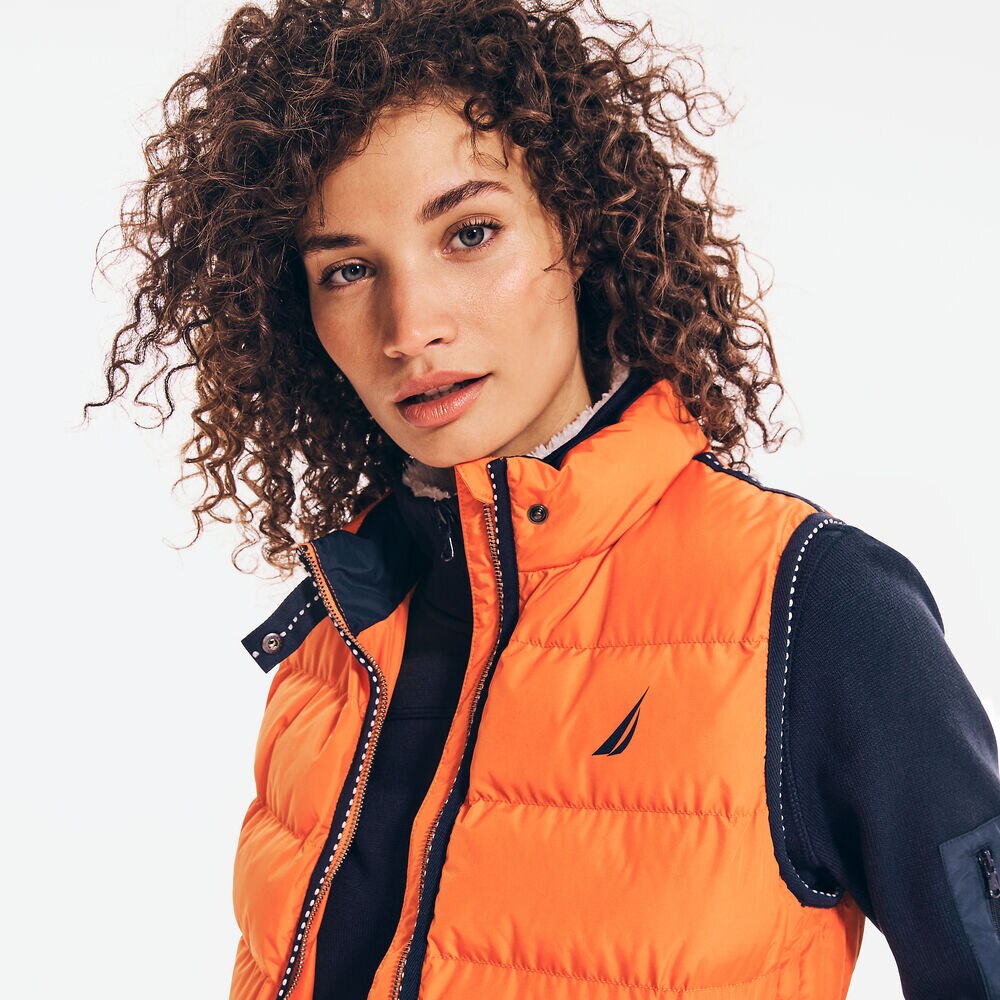 QUILTED LOGO PATCH TEMPASPHERE VEST,Pale Coral,large