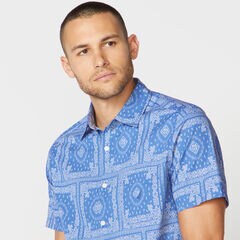 BANDANA PRINT SHORT SLEEVE SHIRT,Bolt Blue,large