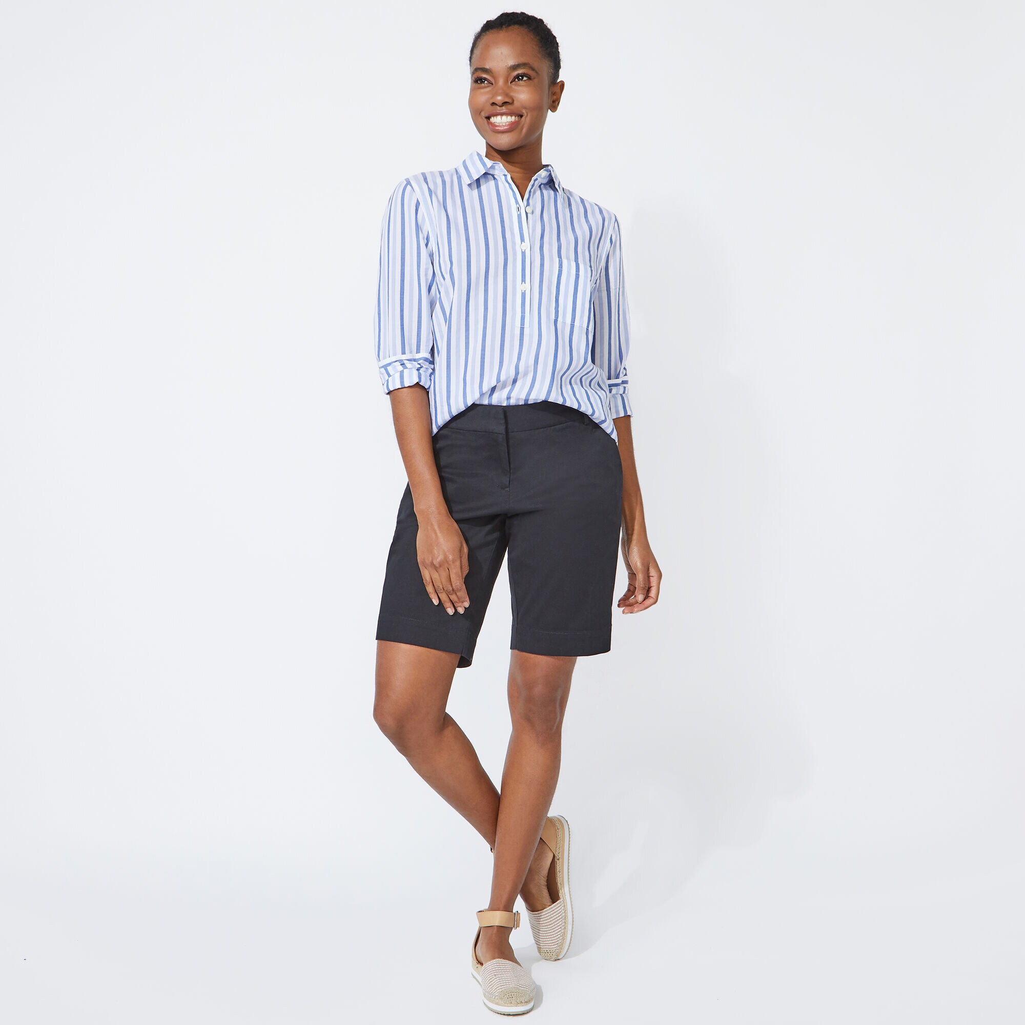 10" CLASSIC FIT BERMUDA SHORTS,True Black,large