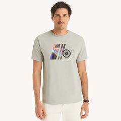 Rainbow Wave Graphic T-Shirt,Grey Heather,large