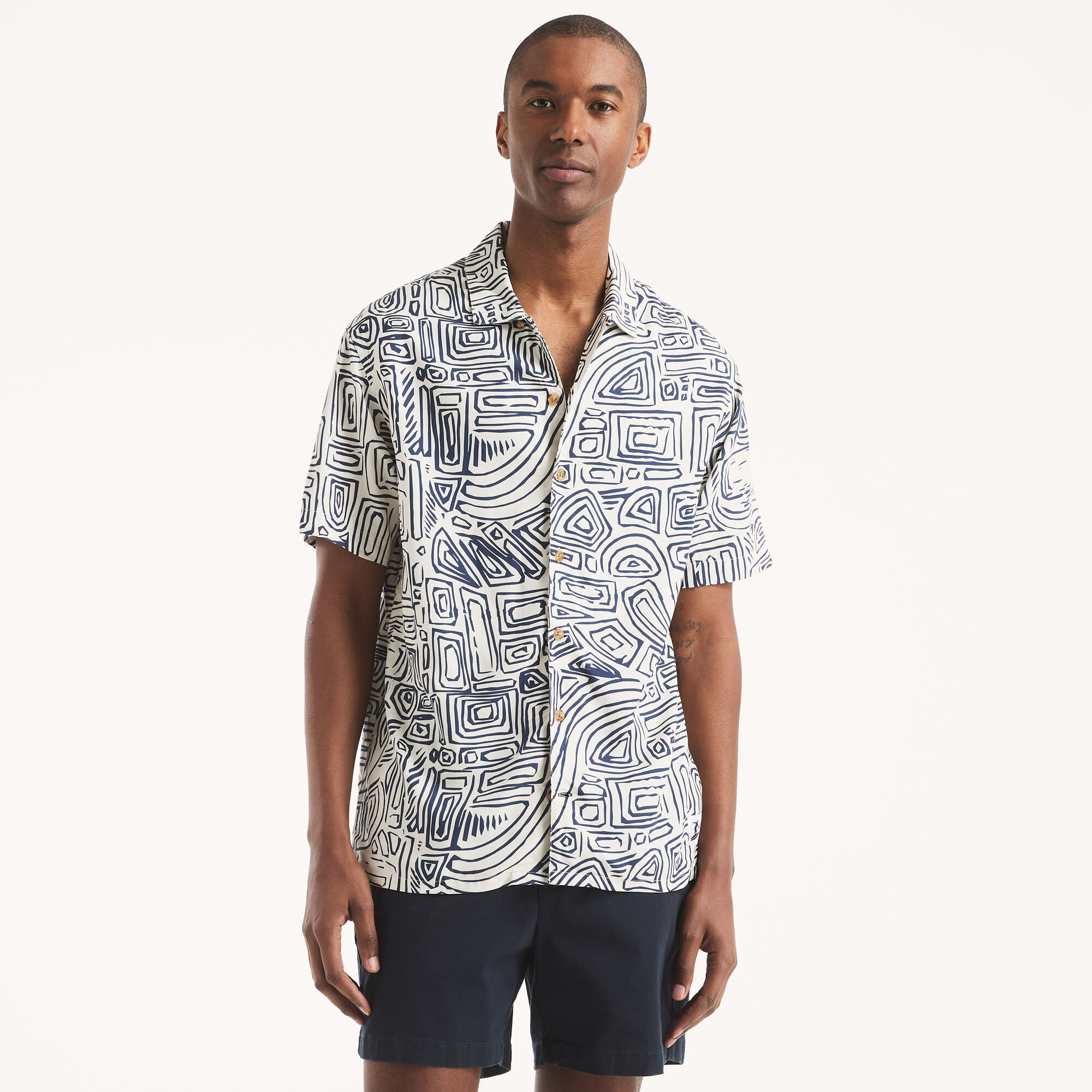 Beach Boys x Nautica Short-Sleeve Printed Camp Shirt,Egret,large