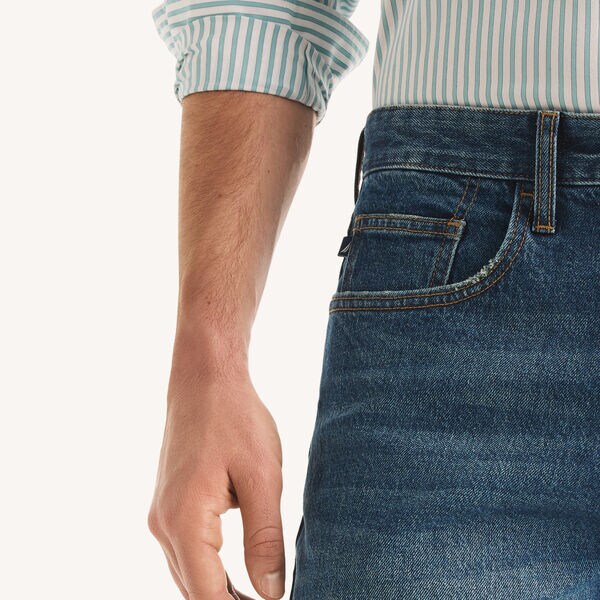 9" Relaxed Denim Short