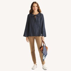 Chambray V-Neck Top,Stellar Blue Heather,large