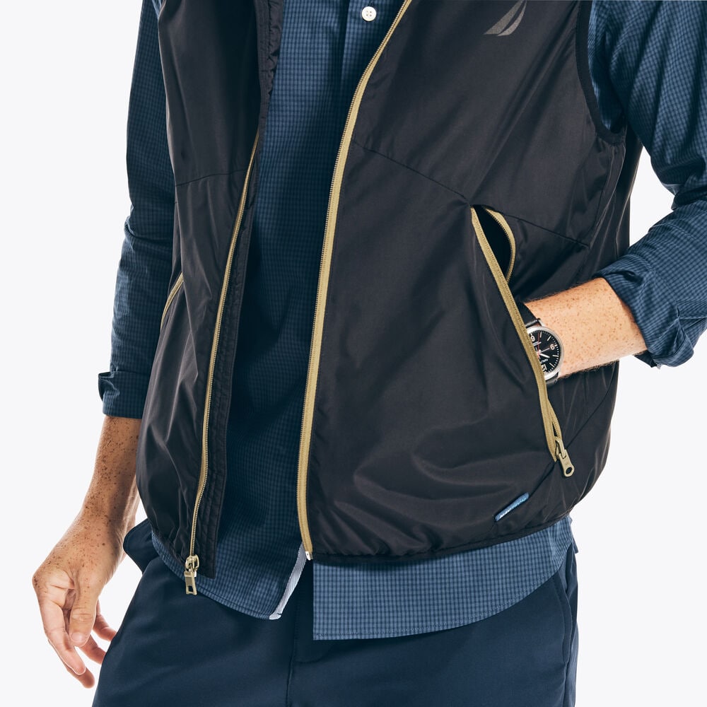 NAVTECH SUSTAINABLY CRAFTED WATER-RESISTANT VEST,True Black,large