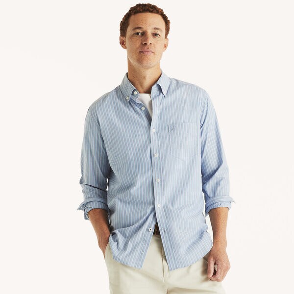 Classic Fit Wrinkle-Resistant Plaid Shirt