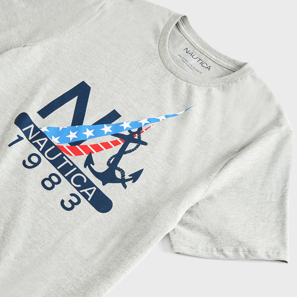 FLAG LOGO GRAPHIC T-SHIRT,Grey Heather,large
