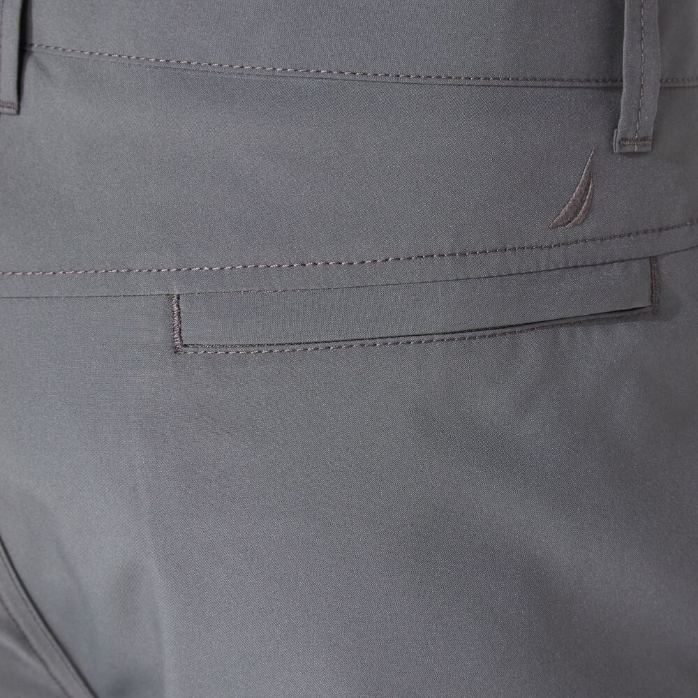8.5" CLASSIC FIT NAVTECH GOLF SHORT,Grey Carbon,large