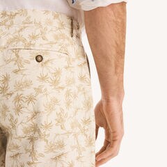 8.5" Printed Stretch Deck Short,Natural,large