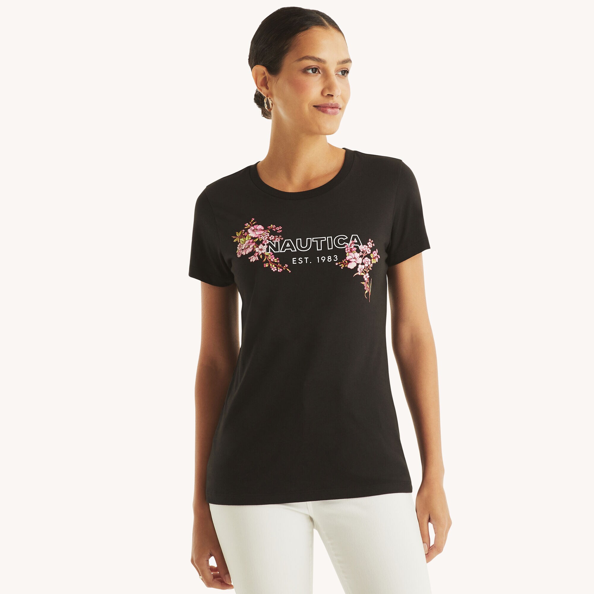 Embroidered Flowers Graphic T-Shirt (00705211679044) photo