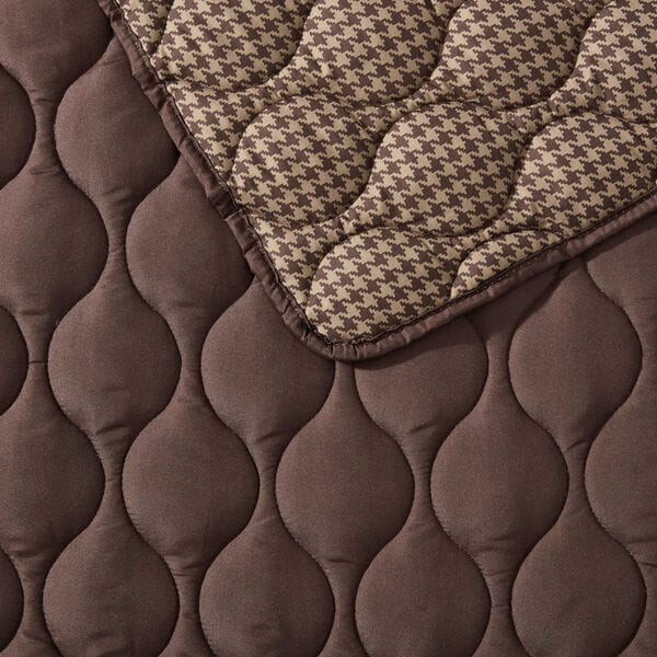 Ogee Stitch Brown Full/Queen Quilt Set