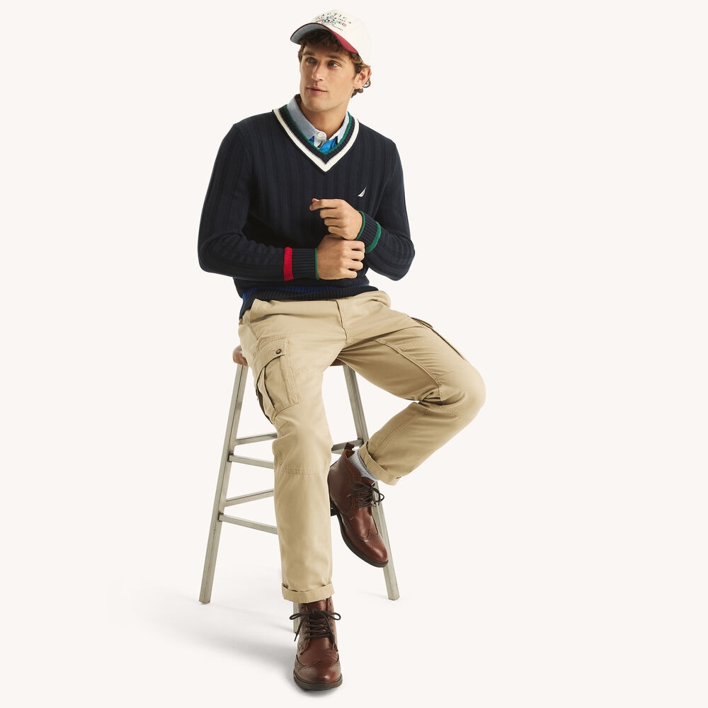 Cricket V-Neck Sweater,Navy,large