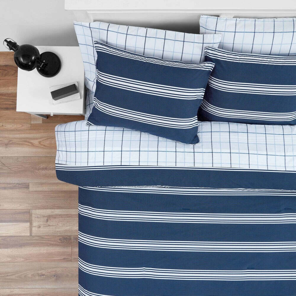 CRAVER FULL/QUEEN COMFORTER & SHAM SET IN NAVY,Navy,large