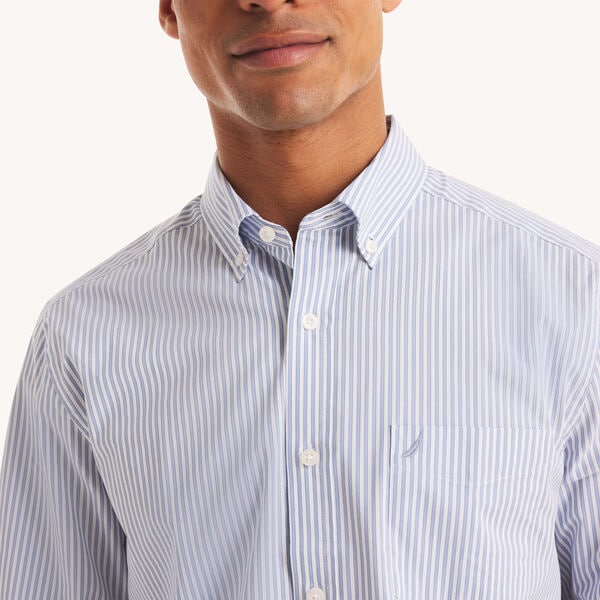 Classic Fit Wrinkle-Resistant Striped Shirt