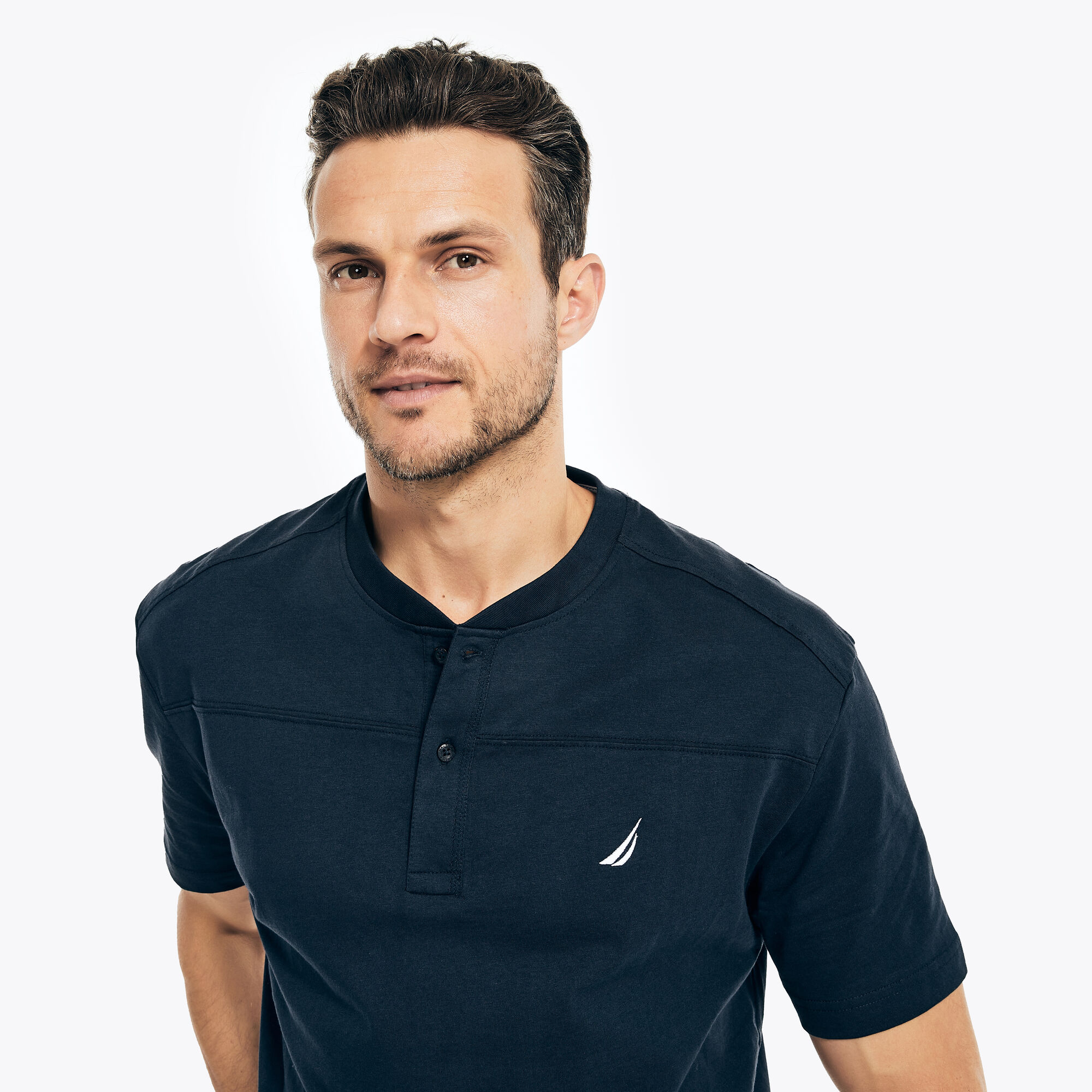 Nautica SHORT-SLEEVE HENLEY. 2