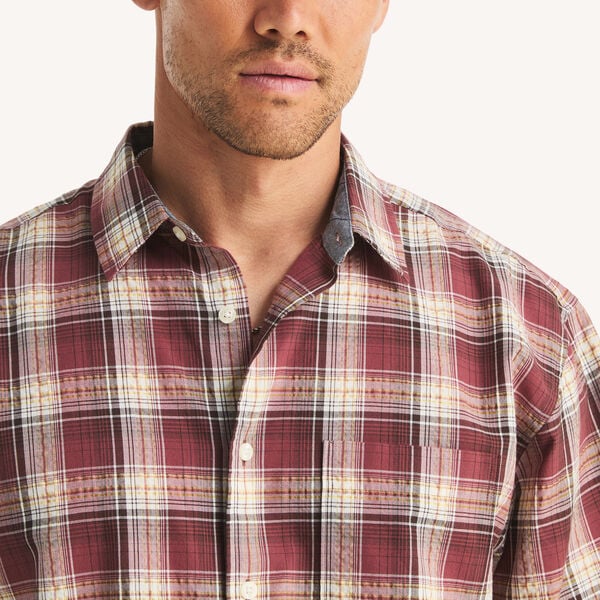 Plaid Short-Sleeve Seersucker Shirt