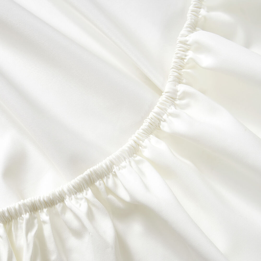 SOLID WHITE QUEEN FITTED SHEET,Antique White Wash,large