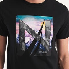 Explore Discover Graphic T-Shirt,True Black,large