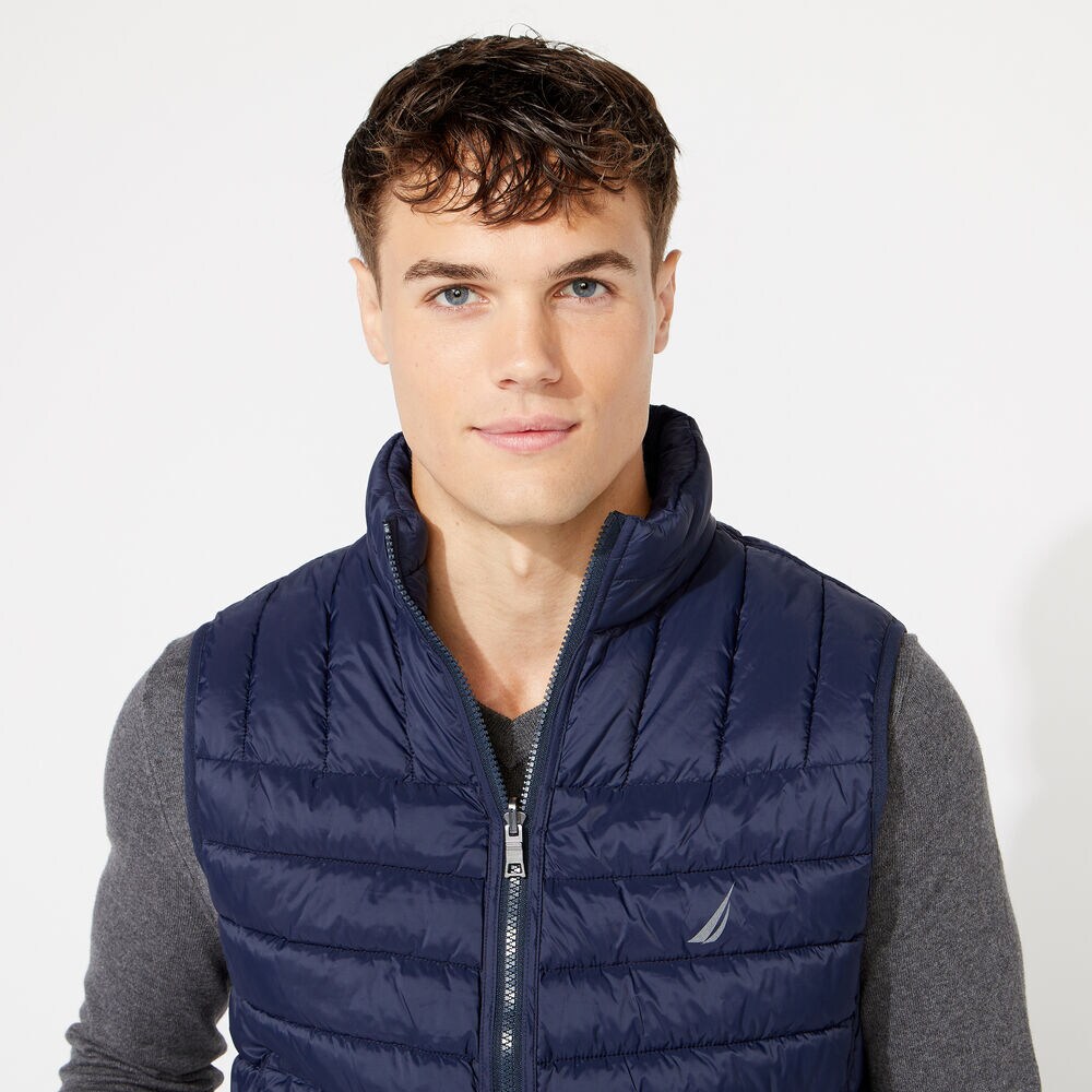 LIGHTWEIGHT TEMPASPHERE REVERSIBLE VEST,Nautica Red,large