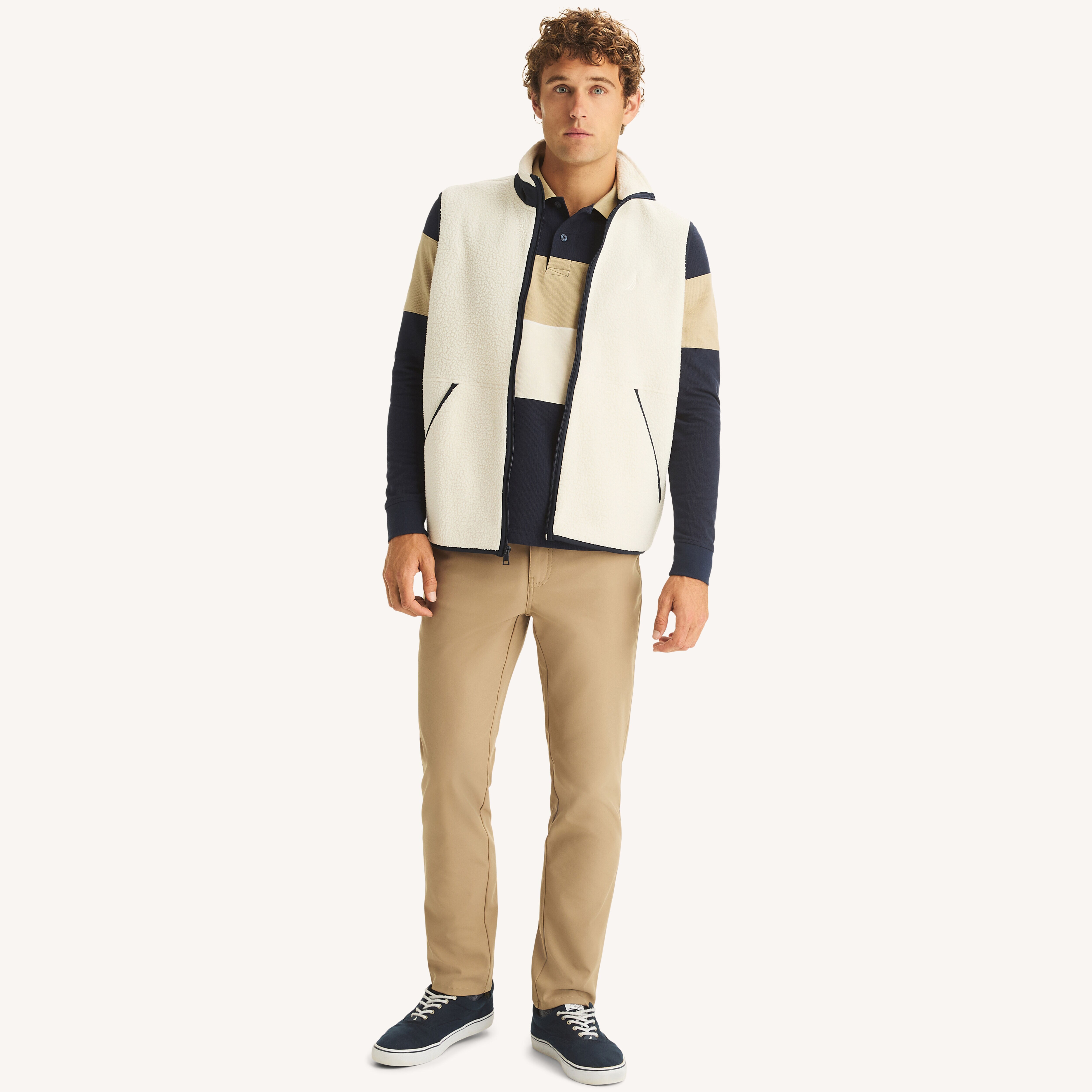 CLASSIC FIT WRINKLE-RESISTANT DECK PANT | Nautica